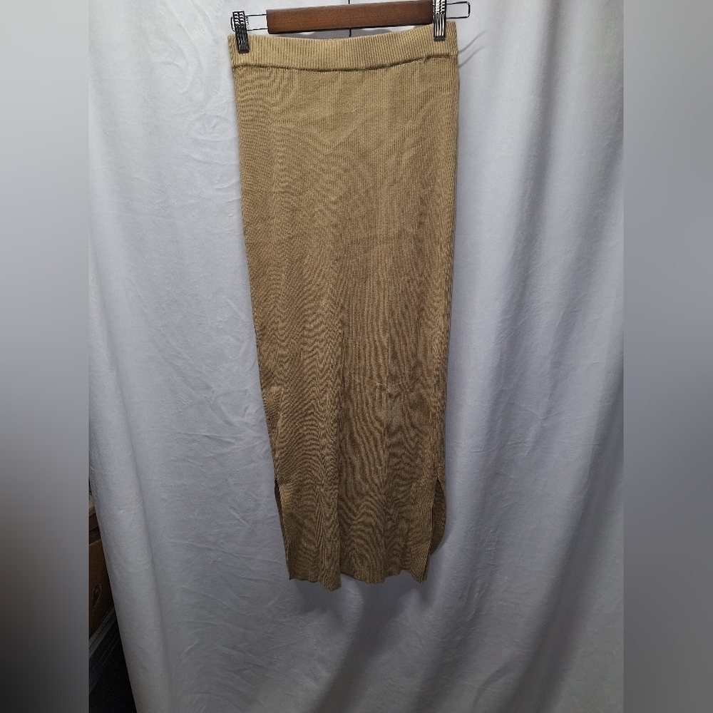 Shein large ribbed skirt side slits